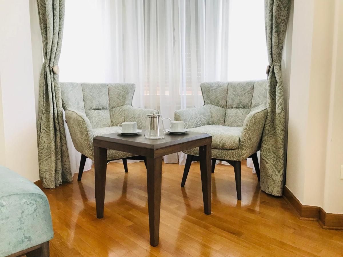 Knez Sima Jacuzzi, 3 Bedrooms, Balcony In Stari Grad ベオグラード エクステリア 写真